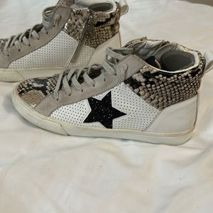 Super cute, fun snake pattern.